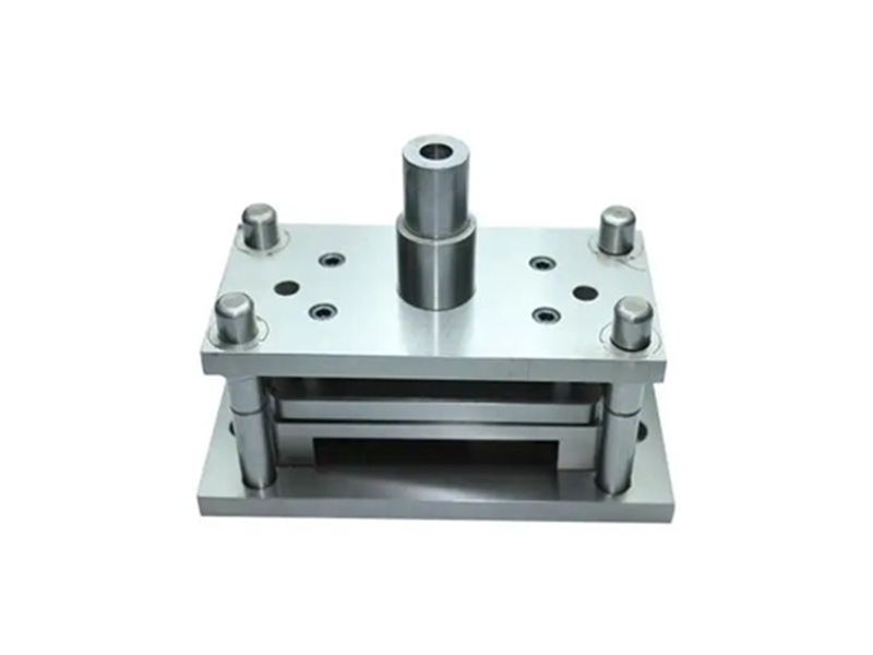 精密模具